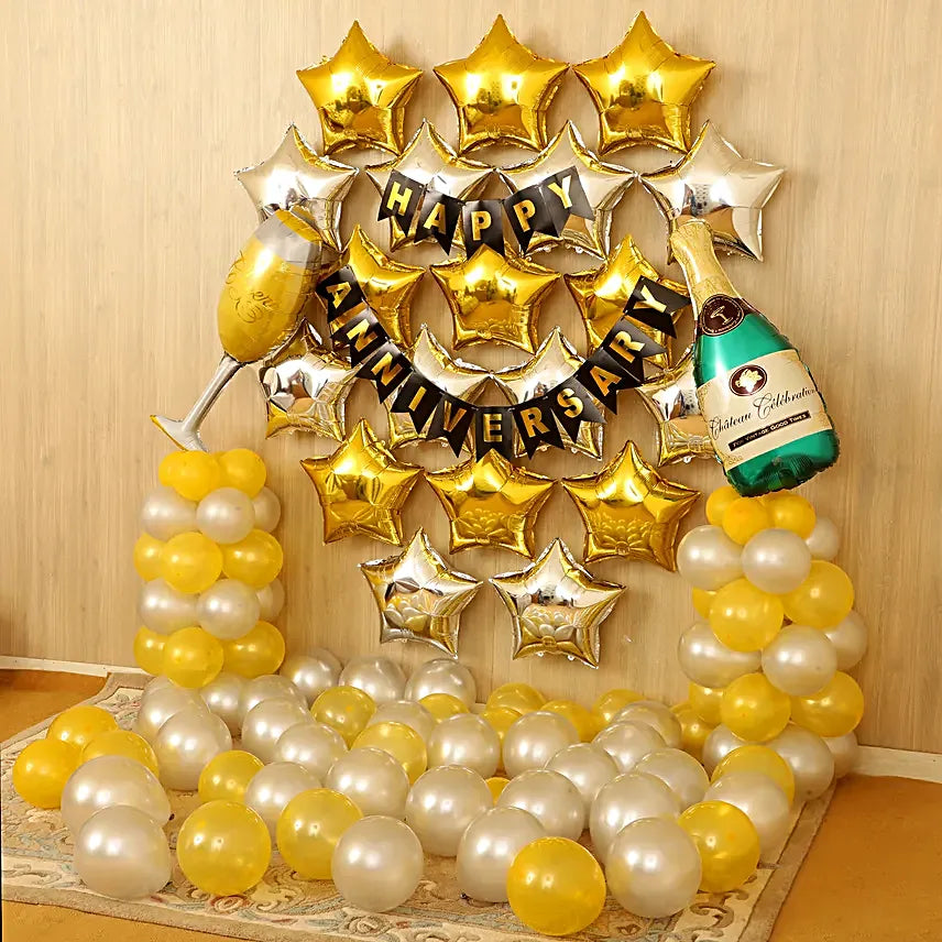 Gold Silver Anniversary Décor